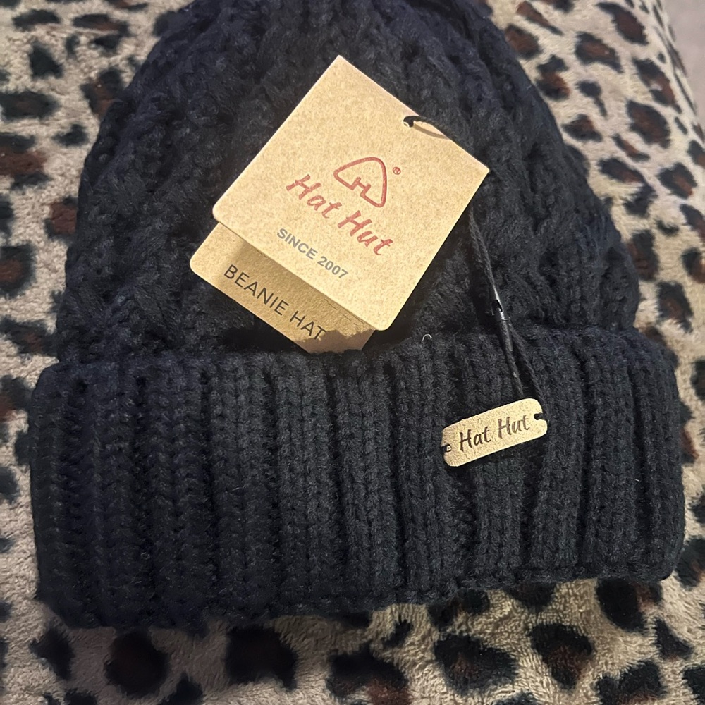 Hat Hut Black Beanie Hat